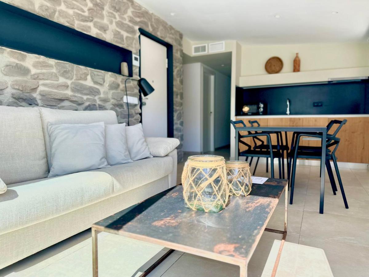 Cala Vadella Beachwalk Suites Exterior foto
