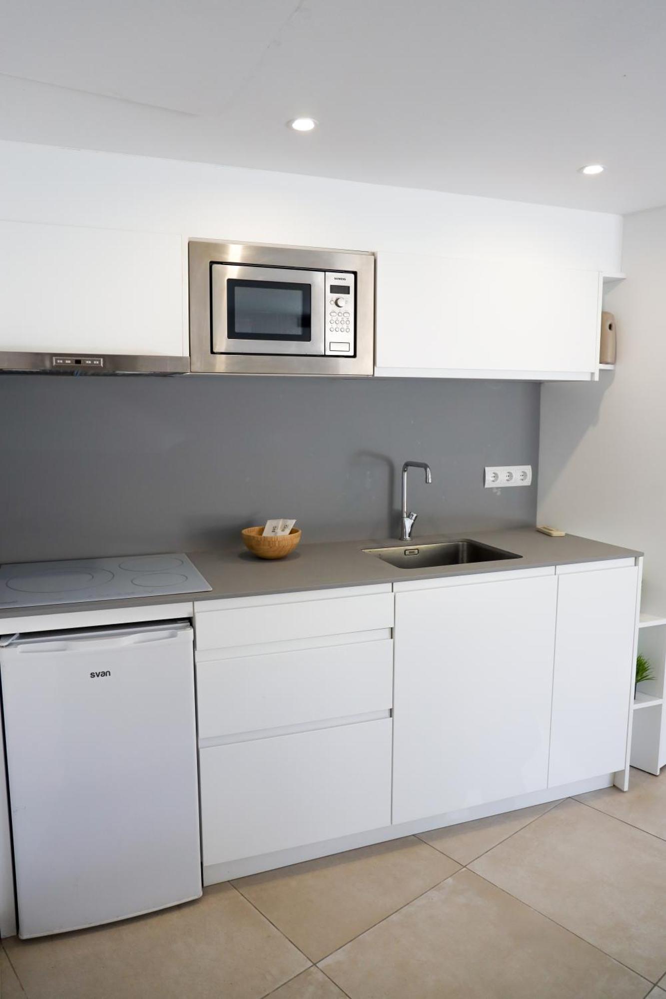 Cala Vadella Beachwalk Suites Zimmer foto