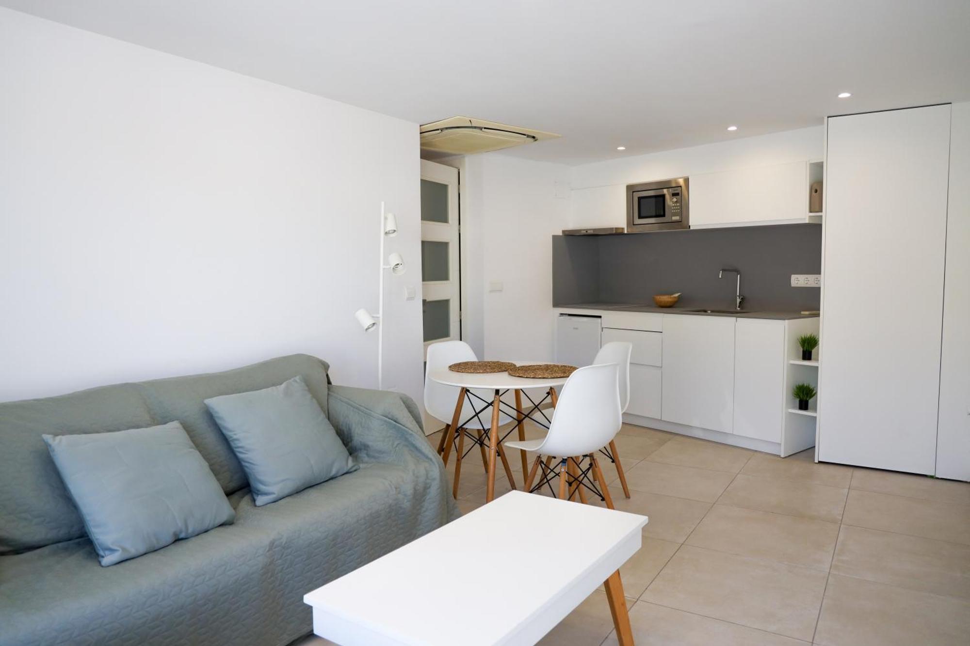 Cala Vadella Beachwalk Suites Exterior foto