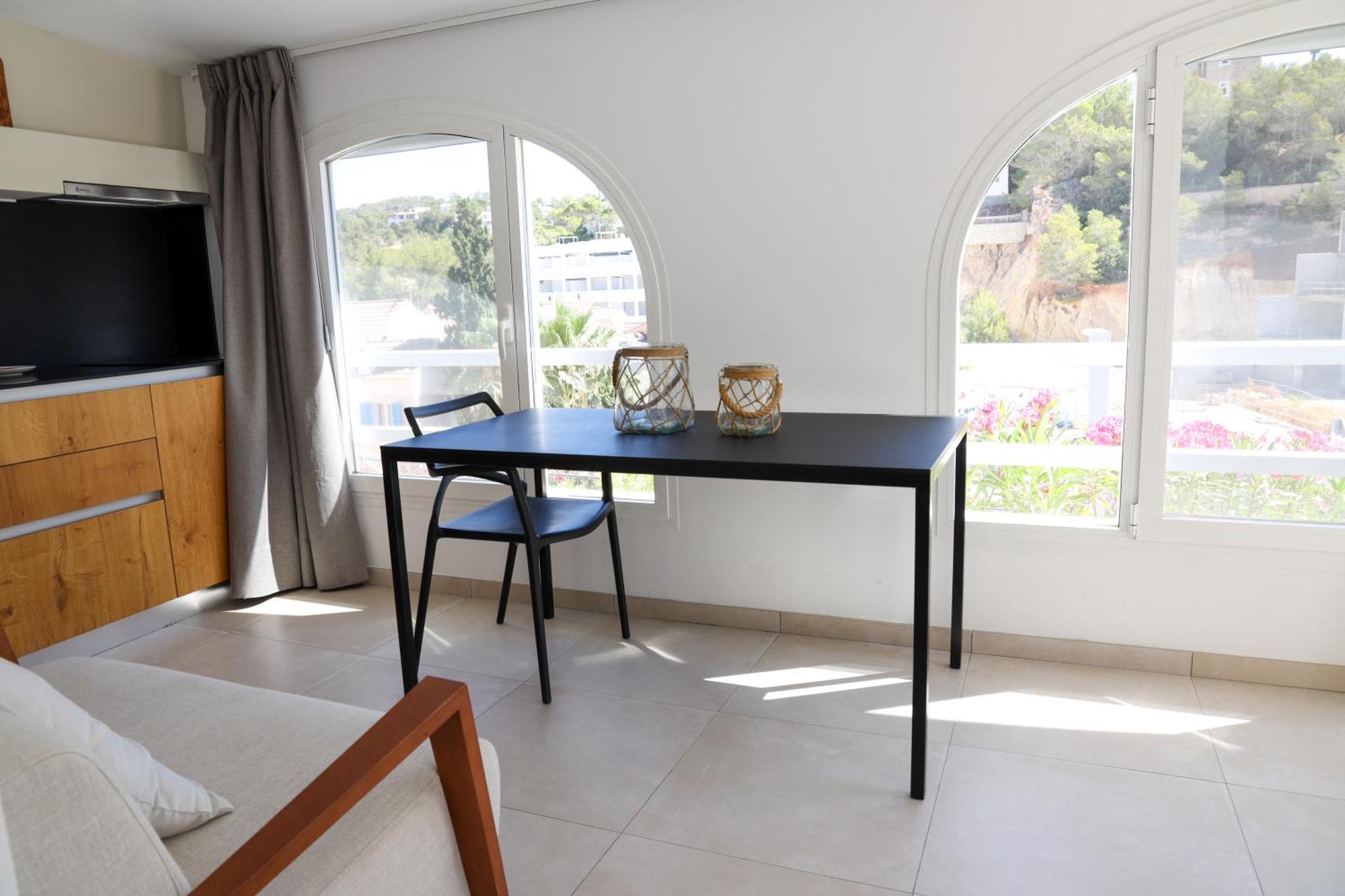 Cala Vadella Beachwalk Suites Zimmer foto