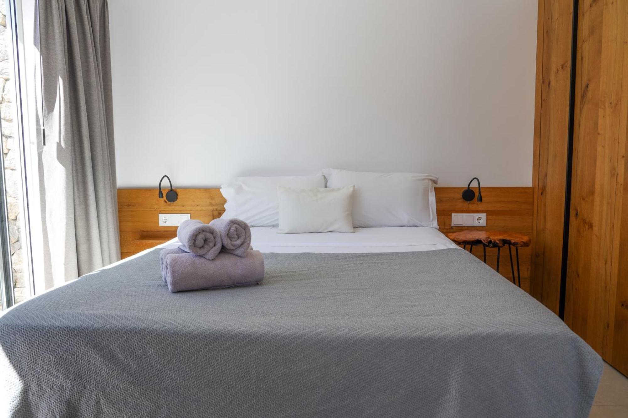 Cala Vadella Beachwalk Suites Zimmer foto