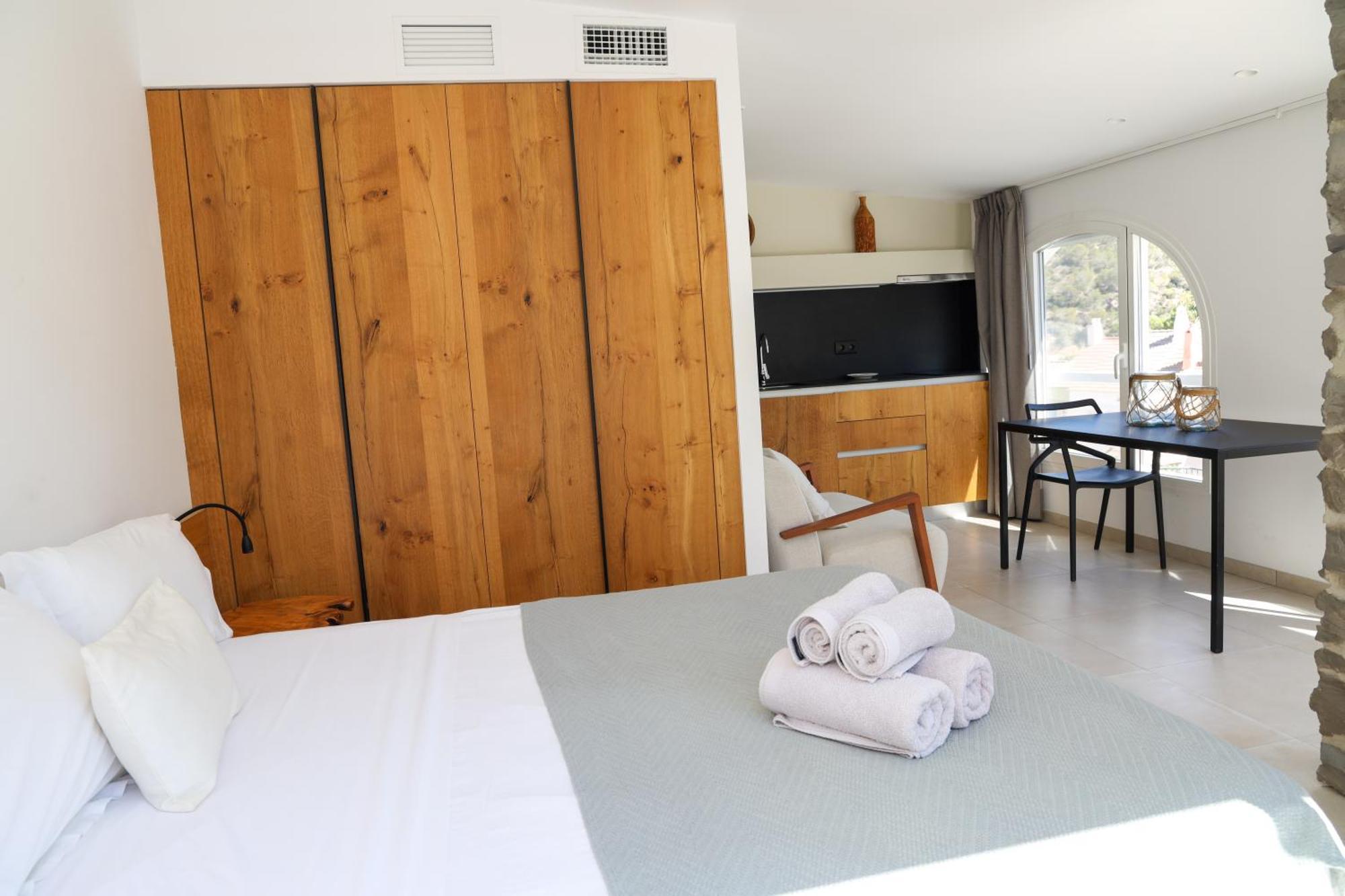 Cala Vadella Beachwalk Suites Zimmer foto